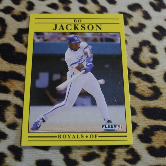 Bo Jackson #561 Baseball Card - Picture 1 of 2